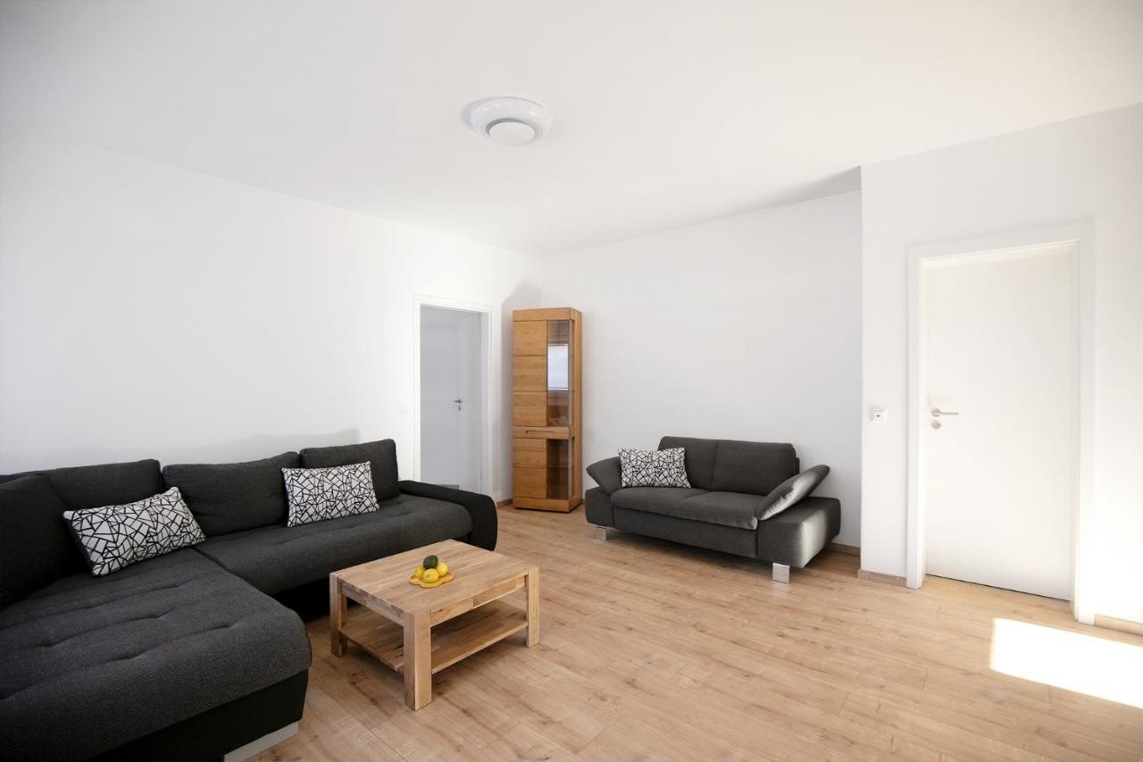 Sunlit Garden & Mountain Apartment Garmisch-Partenkirchen Extérieur photo